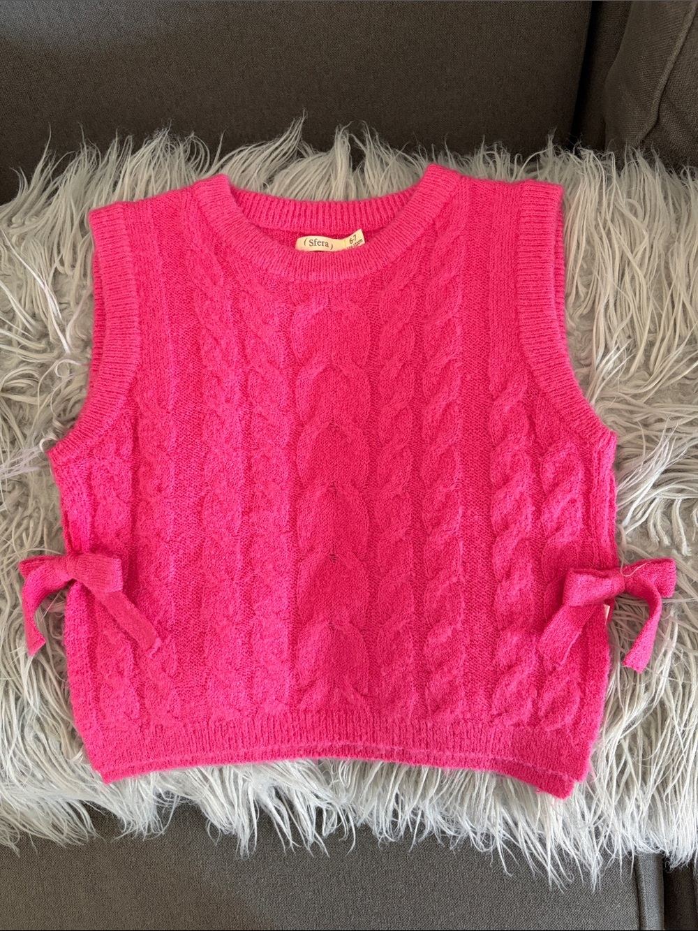 (Sfera) Hot Pink Cable Knit Sleeveless Sweater Vest with Side Bows